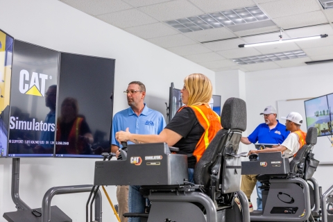 Students and faculty in the HEO classroom